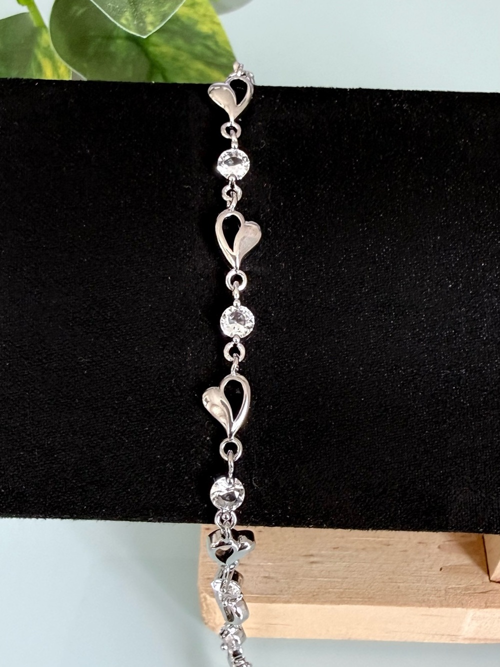 925 Sterling Silver adjustable Heart Link Bracelet with Clear Stones